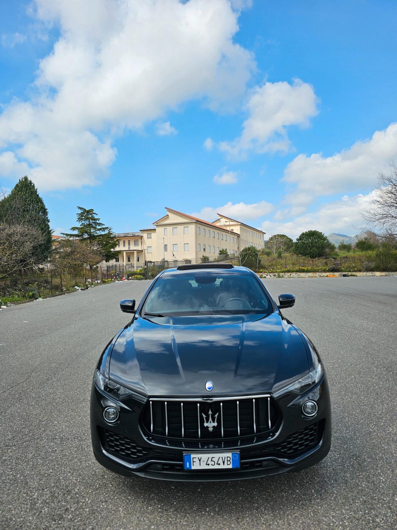Maserati Levante Gransport 250cv no superbollo tetto apribile