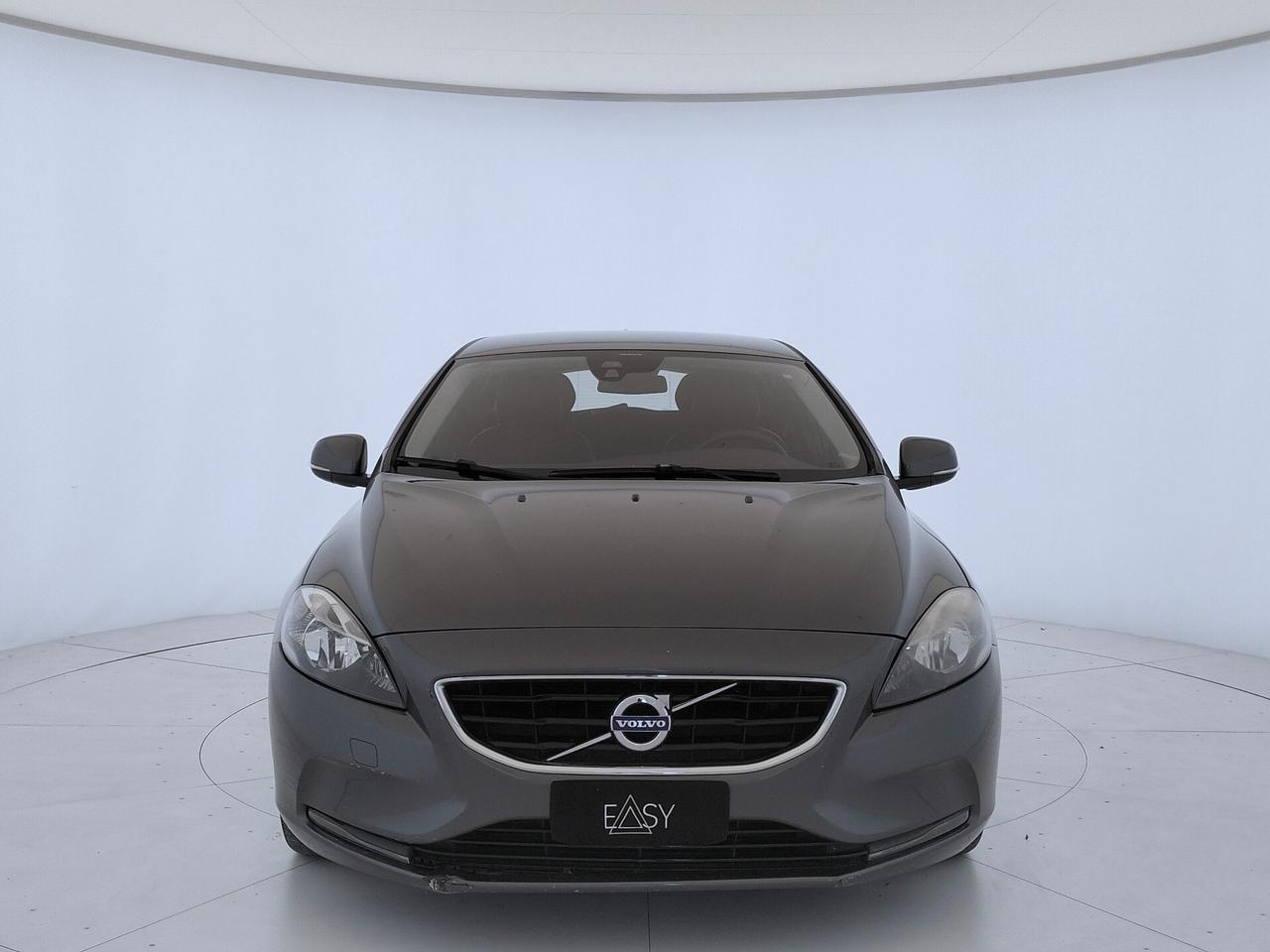 Volvo V40 D2 1.6 Momentum - NEOPATENTATI