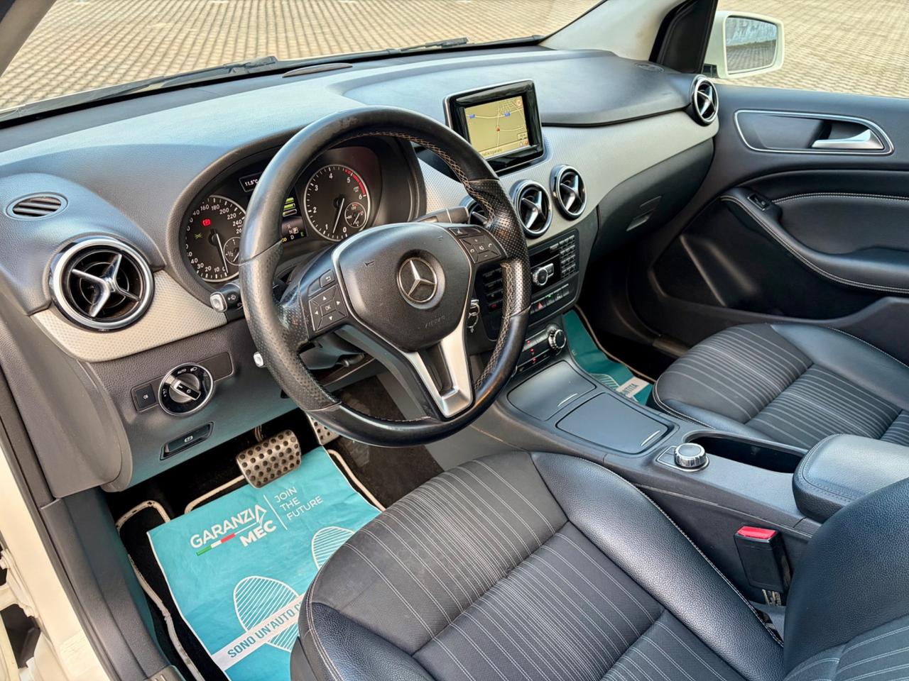 Mercedes-benz B 180 CDI Automatic Premium 2013