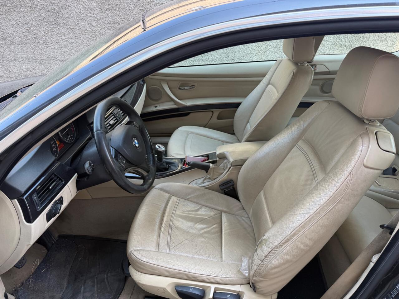 BMW 320d 177CV Coupé Futura MANUALE