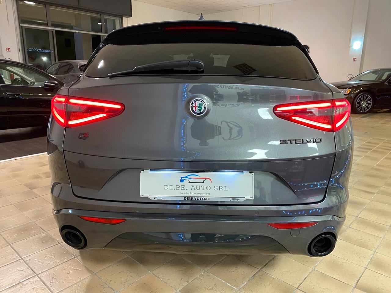 Alfa Romeo Stelvio 2.2 210 CV AT8 Q4 Veloce