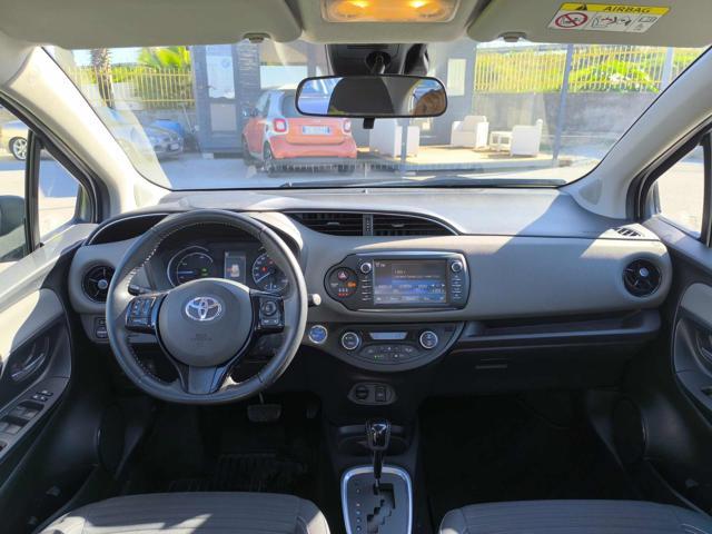 TOYOTA Yaris 1.3 5 porte Active Multidrive S Automatica