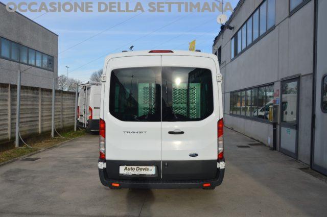 FORD Transit 9 POSTI CON PEDANA DI CARICO