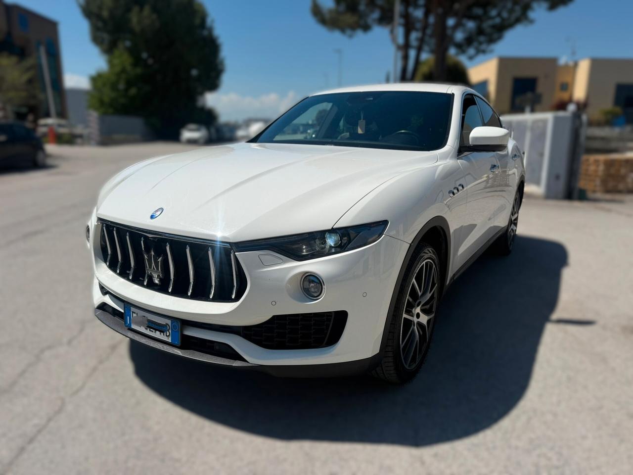 MASERATI LEVANTE 3.0 D 2018 12 MESI DI GARANZIA