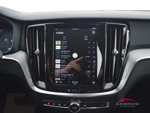 VOLVO V60 B4 Mild hybrid Benzina Plus Dark