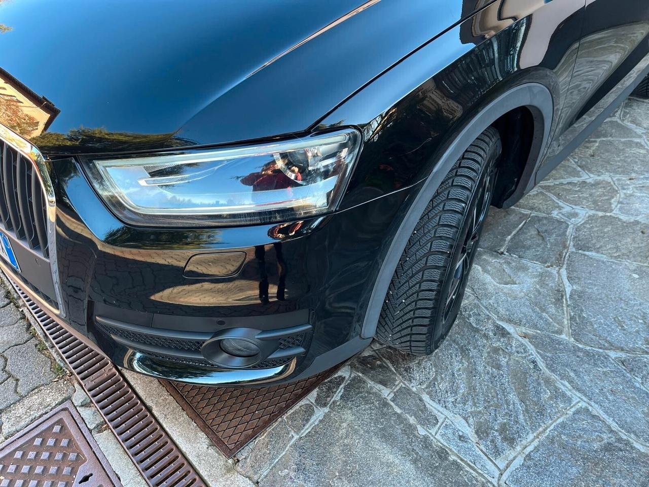 Audi Q3 2.0 TDI quattro Advanced S TRONIC - TETTO