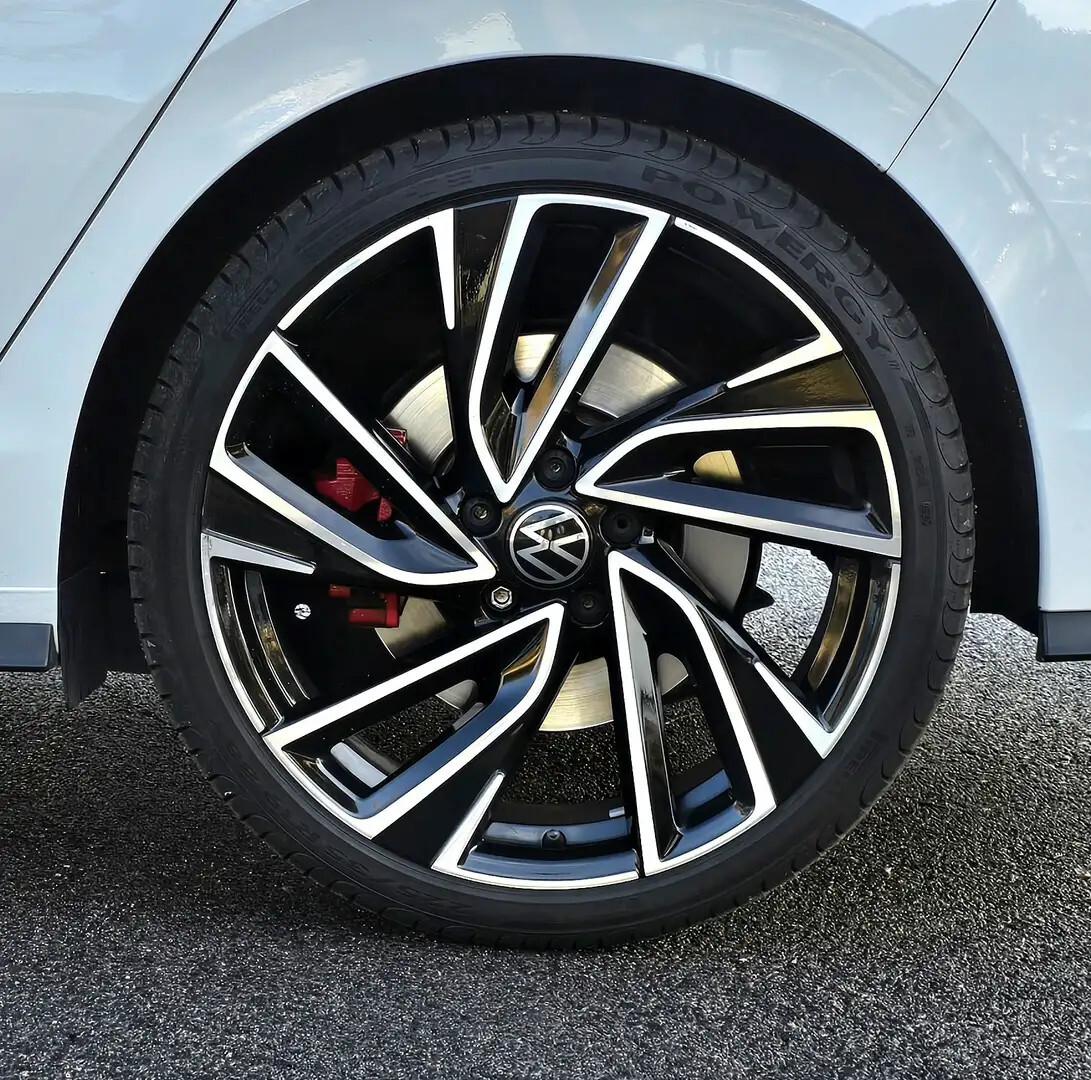 Volkswagen Golf GTI 2.0 tsi 245cv dsg