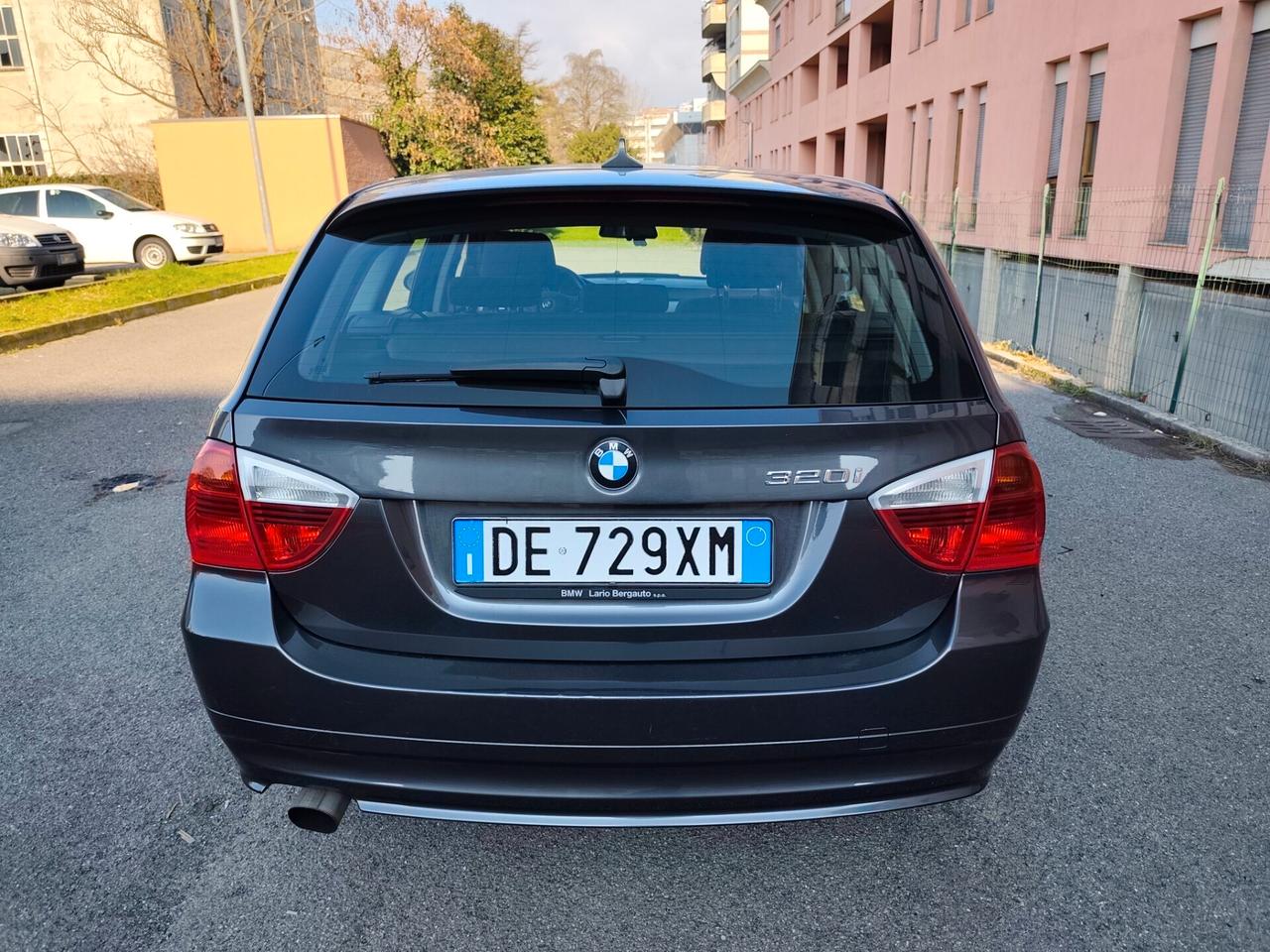 Bmw 320i Benz euro 4 Touring MSport