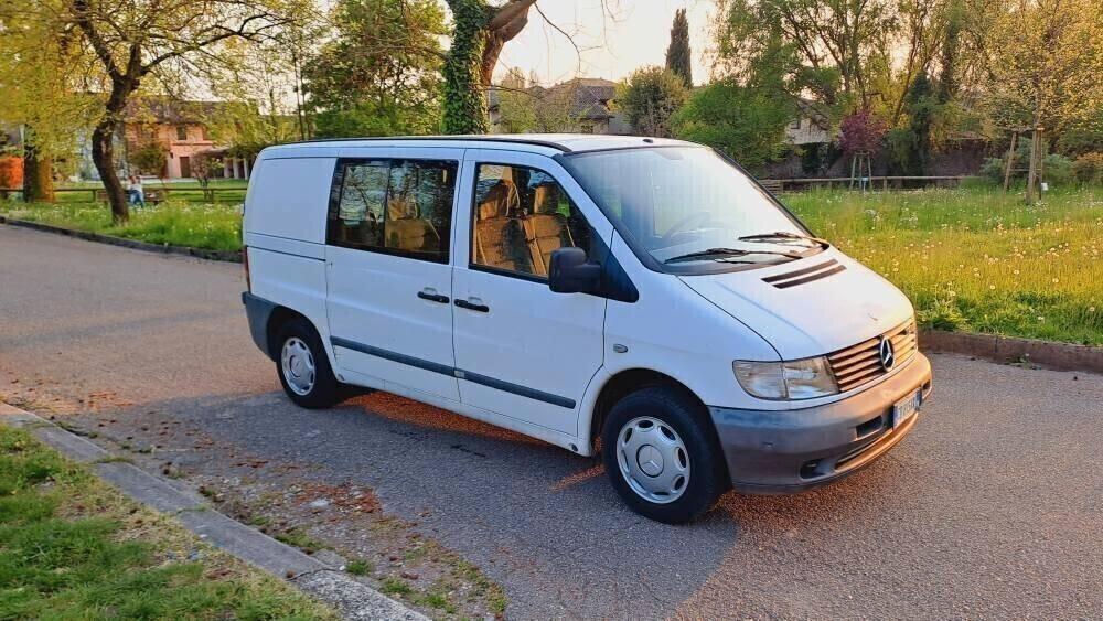 Mercedes VITO 6 posti vettura