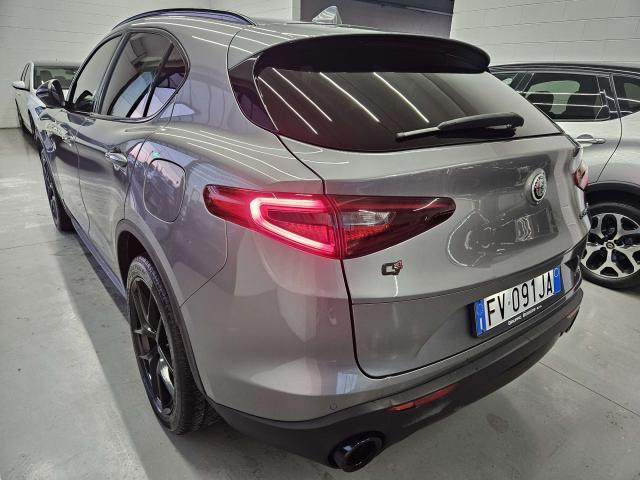 Alfa Romeo Stelvio Stelvio 2017 2.2 t Business Q4 190cv auto my19