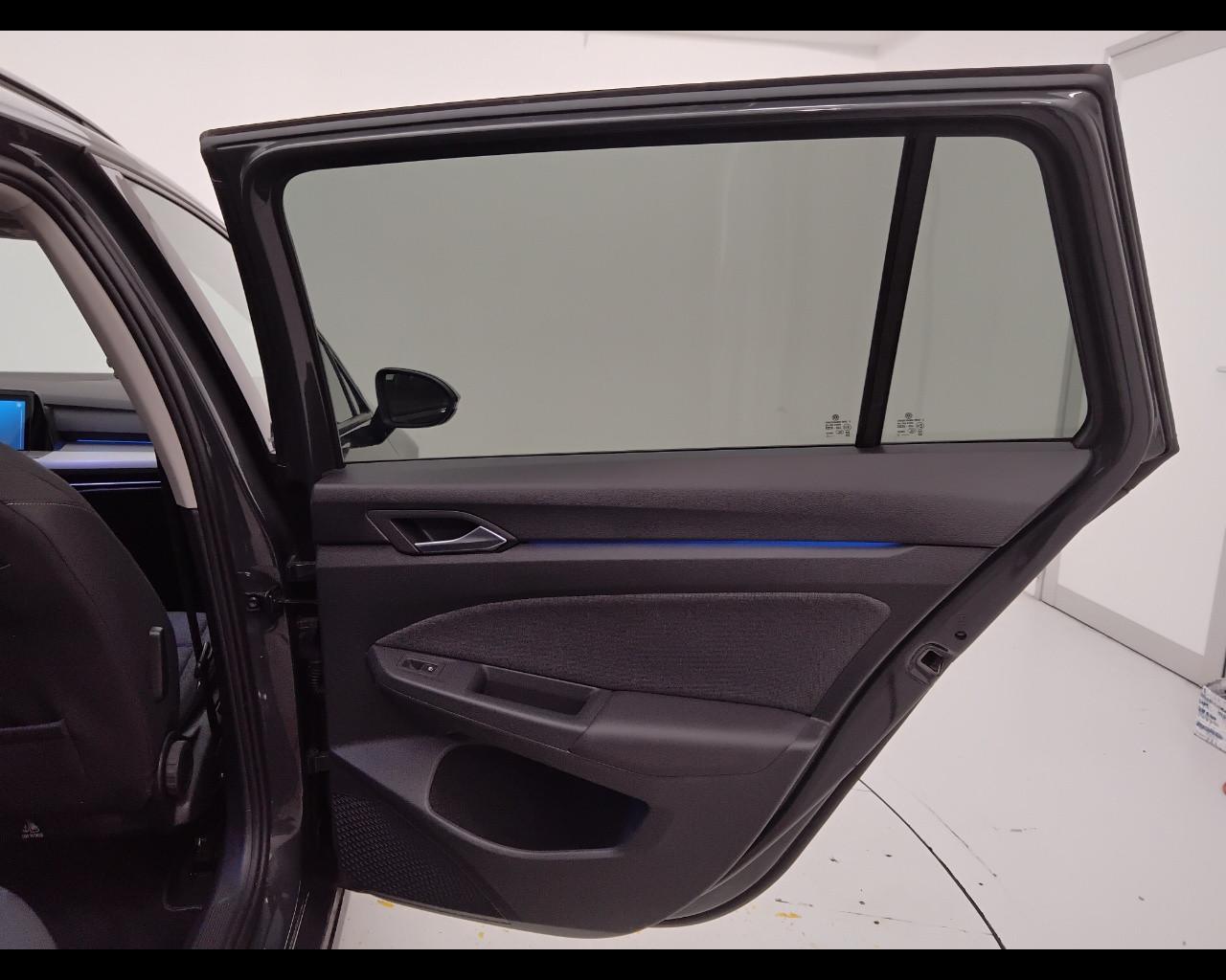 VOLKSWAGEN Golf VIII 2020 Variant - Golf Variant 2.0 tdi Life 115cv dsg