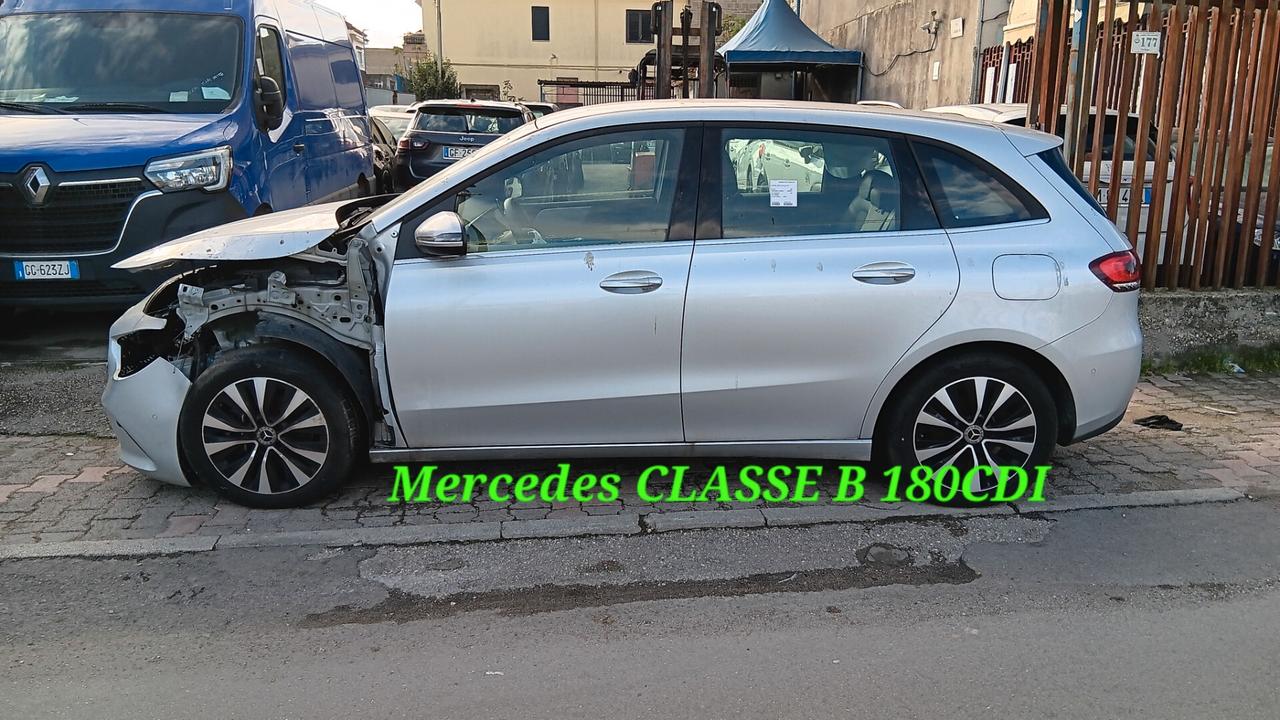 MERCEDES CLASSE B 180 CDI INCIDENTATA SINISTRATA MONDIALCARS