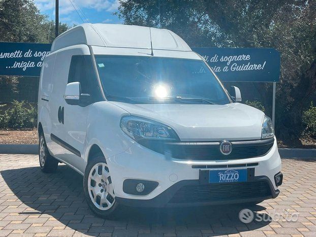 Fiat doblo 1.6mjt 105cv xl 3 posti navigatore