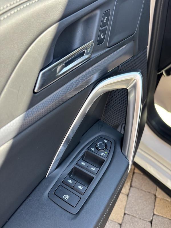 BMW X1 sdrive18d auto LED-NAVI-PELLE-18"