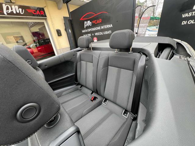 VOLKSWAGEN T-Roc Cabriolet 1.5 TSI ACT DSG Style