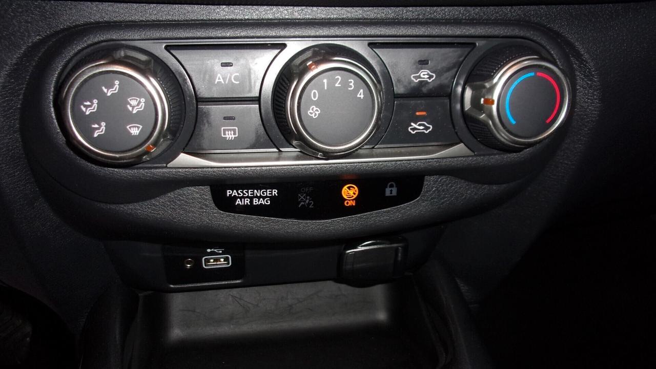 Nissan Juke 1.0 DIG-T 114 CV Acenta