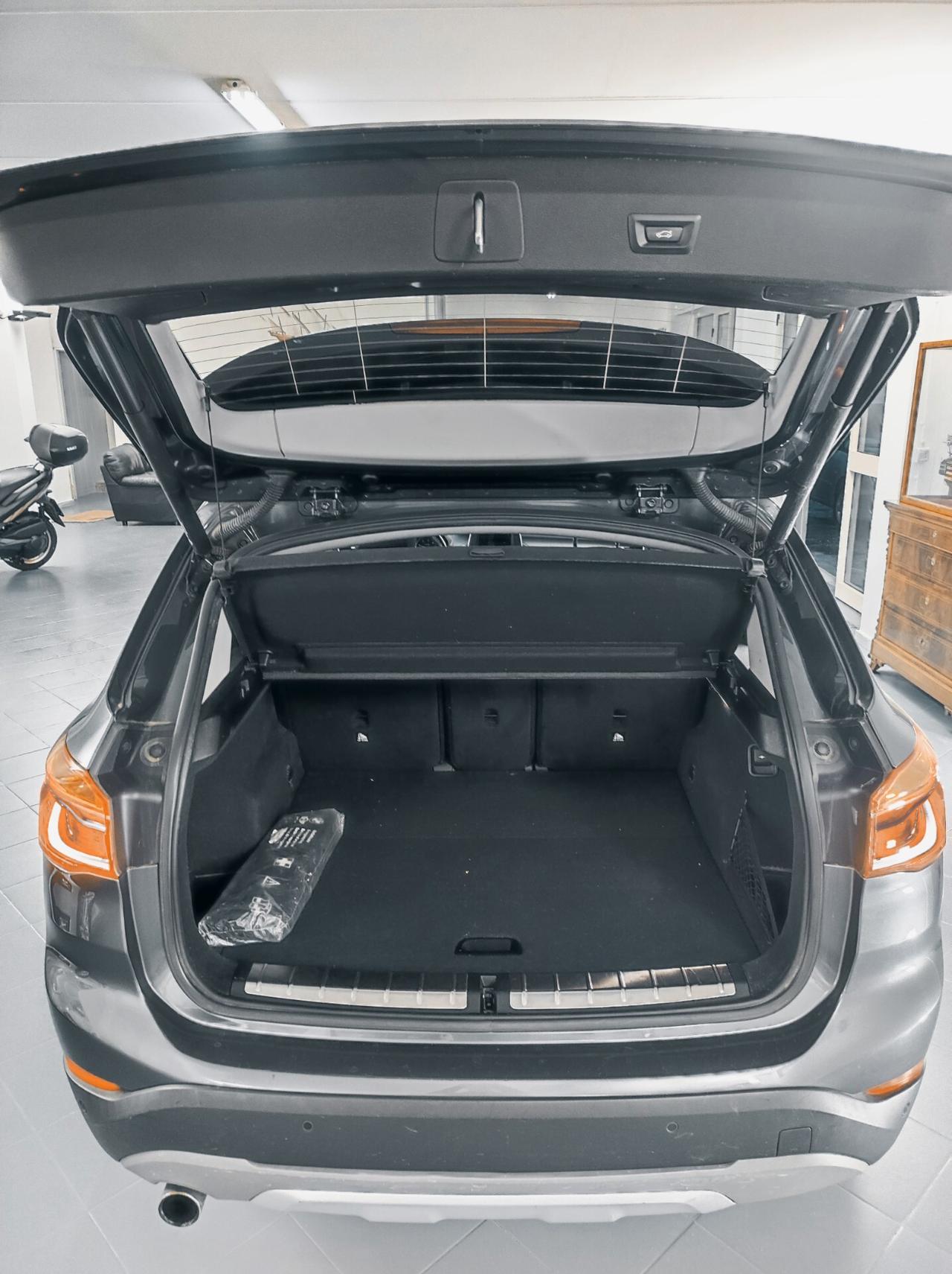 Bmw X1 sDrive18d xLine