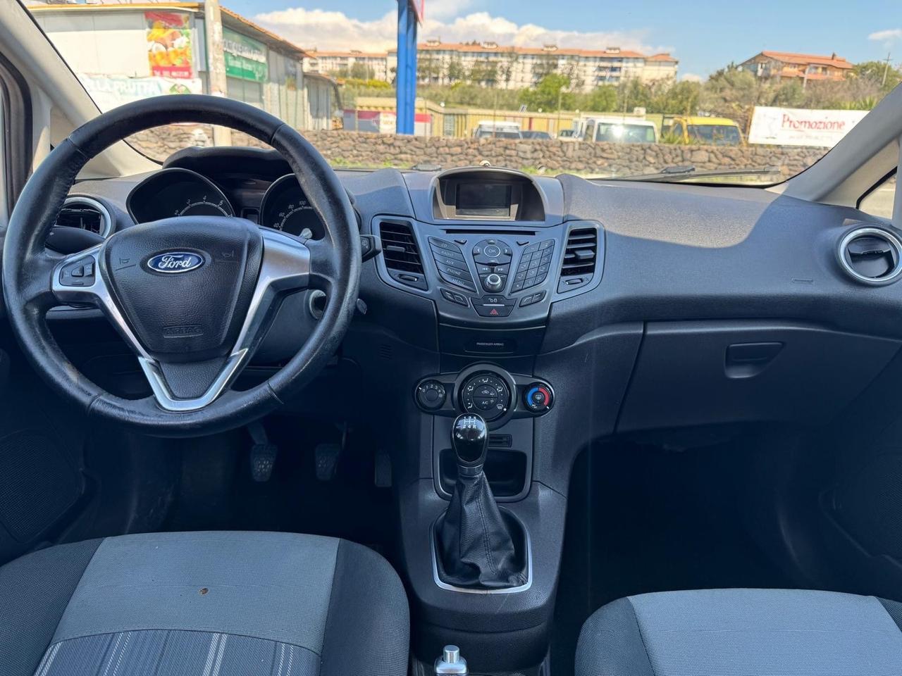 Ford Fiesta 1.0 80CV 5 porte Black & White Edition