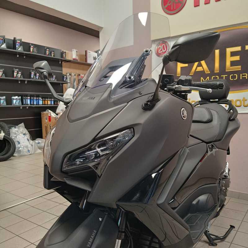 Yamaha T-Max 560 - 2025