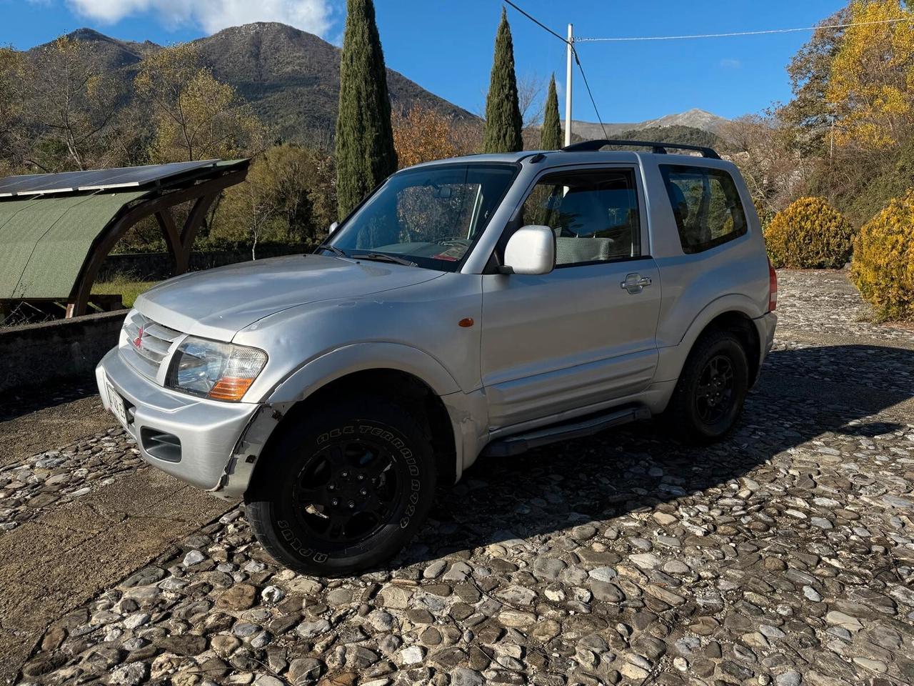 Mitsubishi Pajero 2.5 TDI 3p. GL-Clima-Carrozzeria da rivedere-No ruggine-