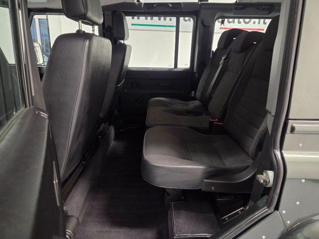 LAND ROVER Defender 110 2.4 TD4 7 POSTI AUTOVETTURA