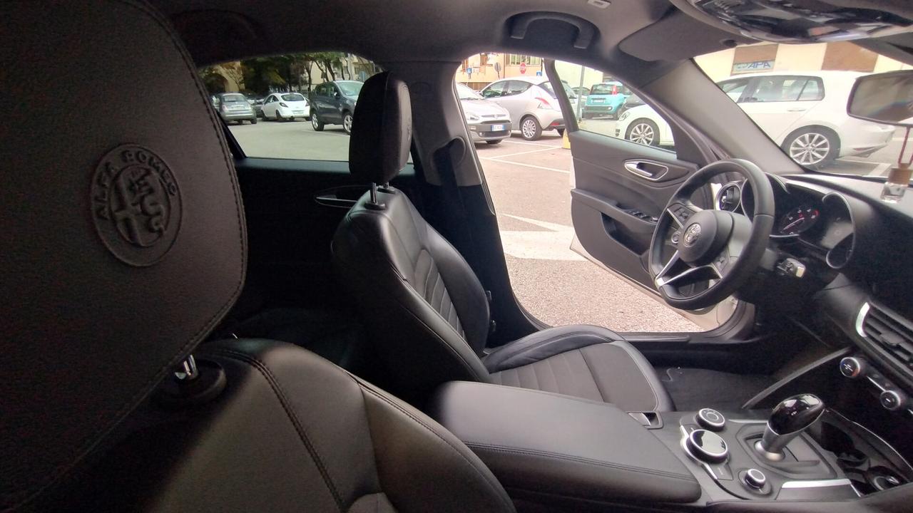 Alfa Romeo Giulia 2.2 Turbodiesel 180 CV AT8 Super