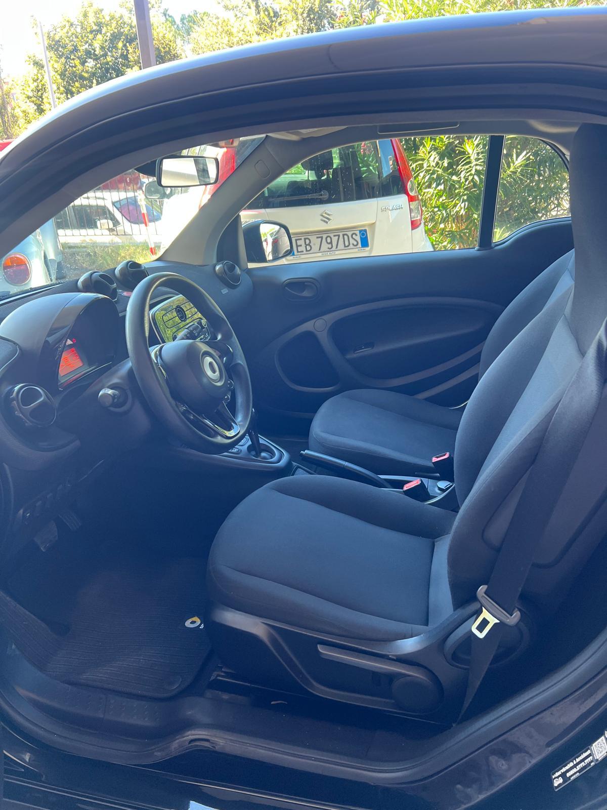 Smart fortwo eq Pure 4,6kW *Promo SD 2026*