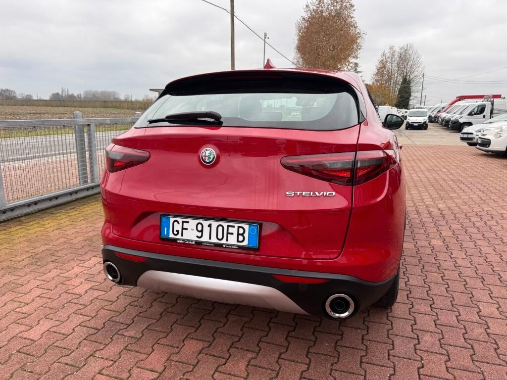 Alfa Romeo Stelvio 2.2 Turbodiesel 160 CV AT8 RWD Business