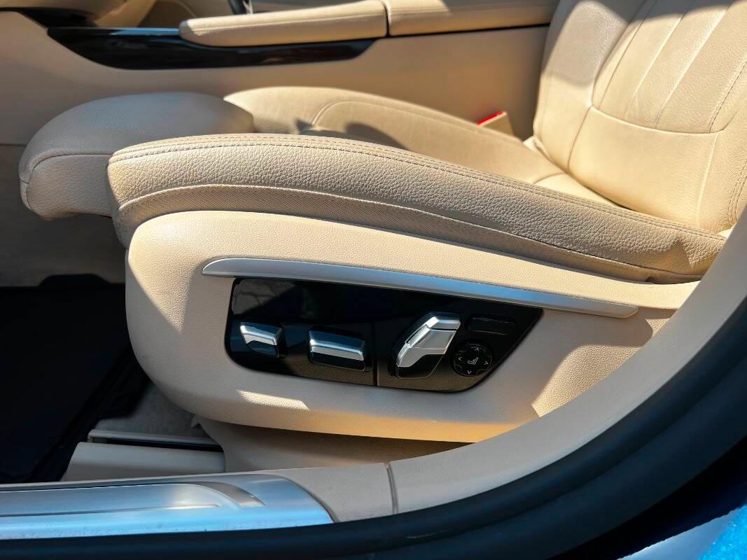 BMW Serie 7 740e Eccelsa auto