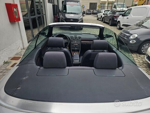 AUDI A4 CABRIO 2.5 V6 tdi 163cv