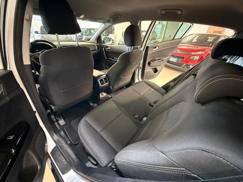 KIA Sportage 1.6 CRDI 136 CV 2WD Mild Hybrid Style TECNO PACK