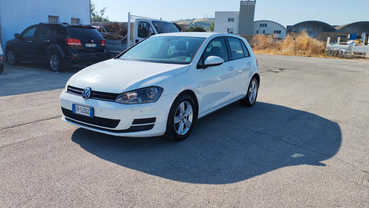 Volkswagen Golf 2.0 TDI 5p. Highline BlueMotion Technology