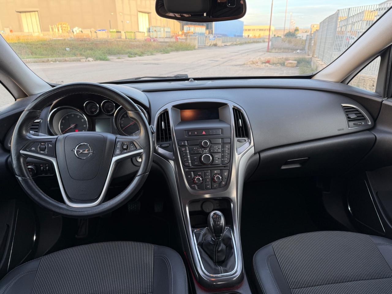 Opel Astra 1.4 Turbo 140CV 140.000km