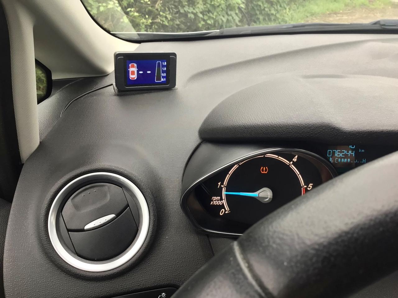 Ford Fiesta 1.5 TDCi 75CV 5 porte Titanium