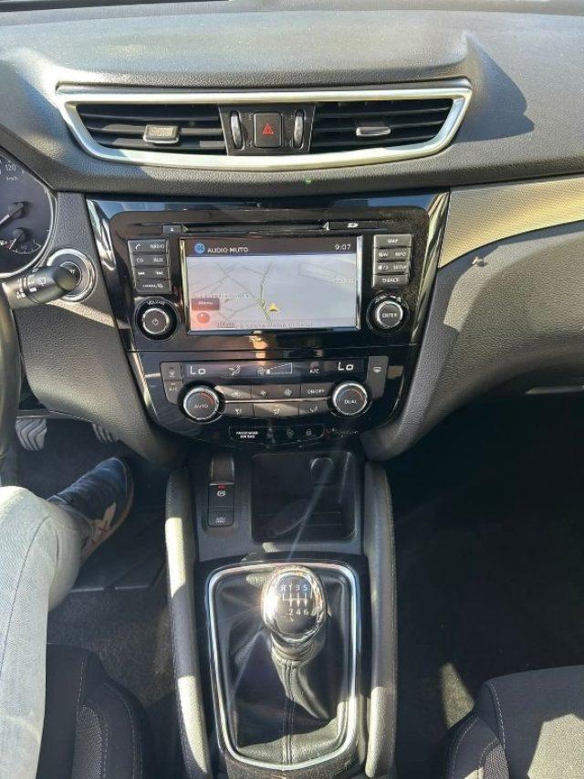NISSAN Qashqai 1.6 dCi 2WD N-Connecta