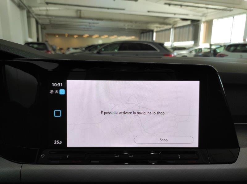 VOLKSWAGEN Golf 8ª serie - Golf Variant 1.0 eTSI EVO DSG Life