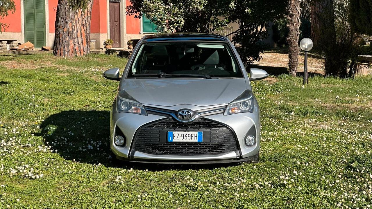 Toyota Yaris 1.3 5 porte Style 2015 Neopetant GPL LEGGI TESTO