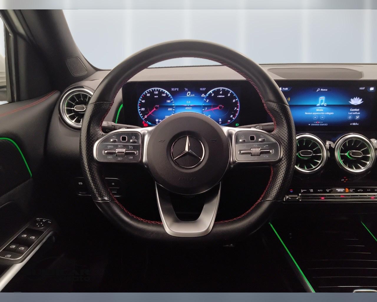 Mercedes-Benz GLB - X247 2019 - GLB 200 Premium auto