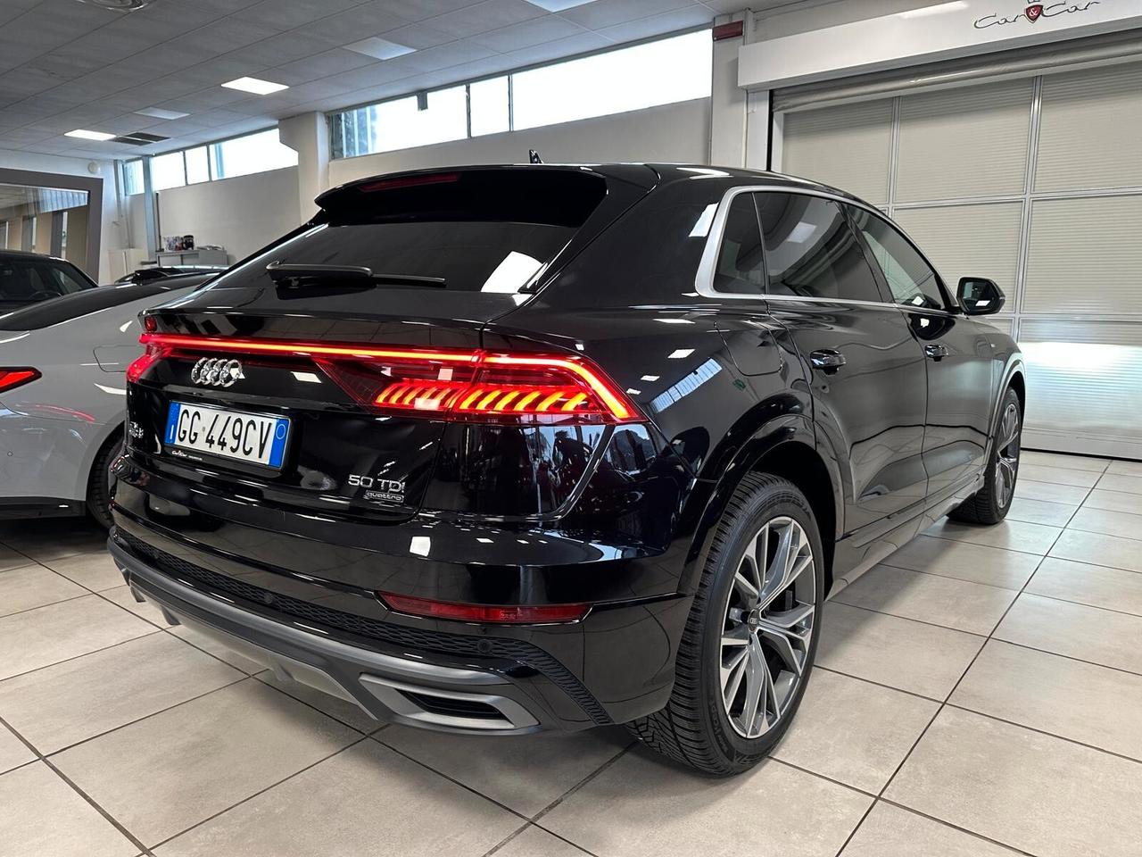 Audi Q8 50 TDI 286 CV quattro tiptronic S line