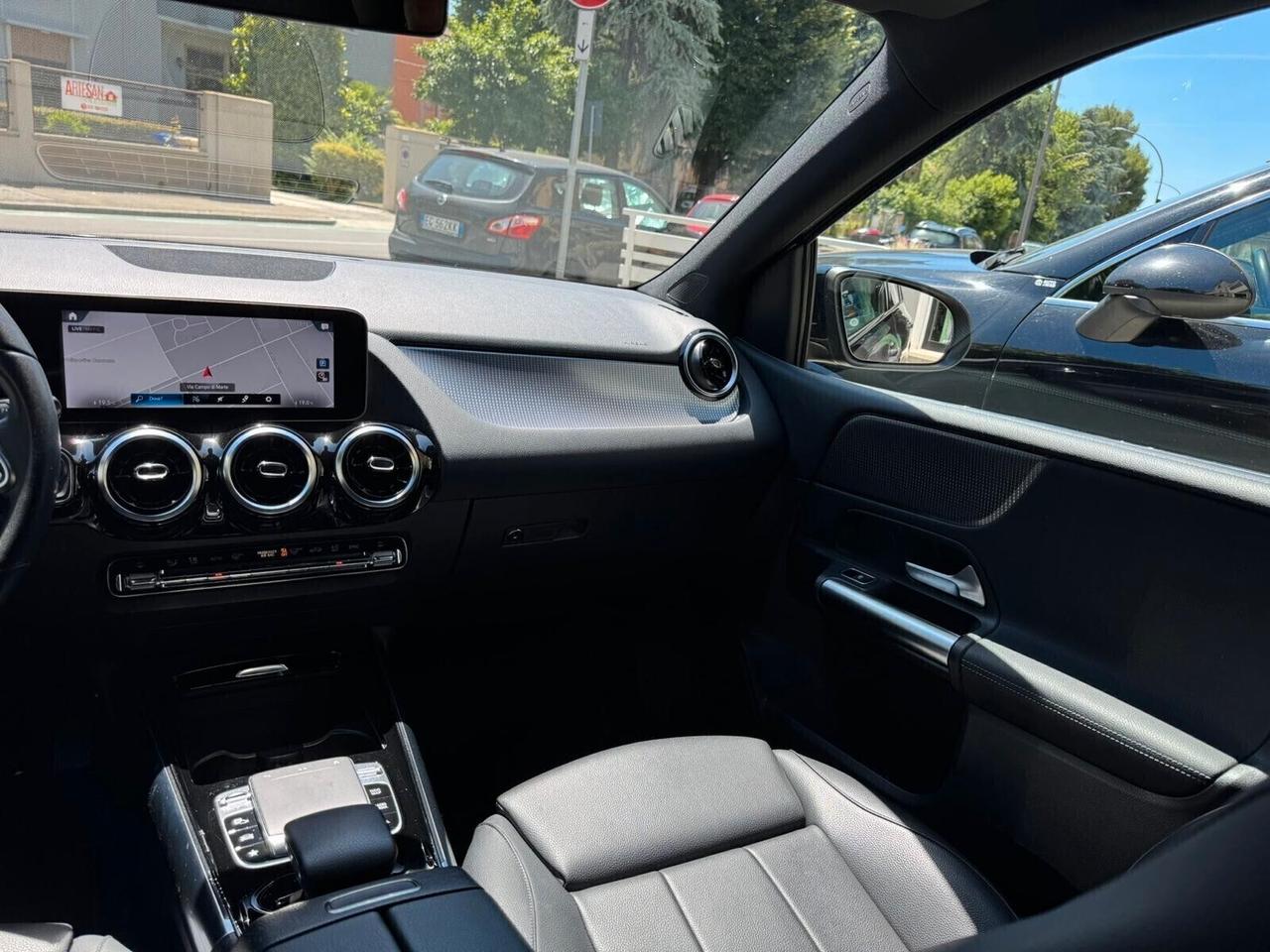 MERCEDES B 180 D AUTOMATIC SPORT NEOP NIGHT PACK