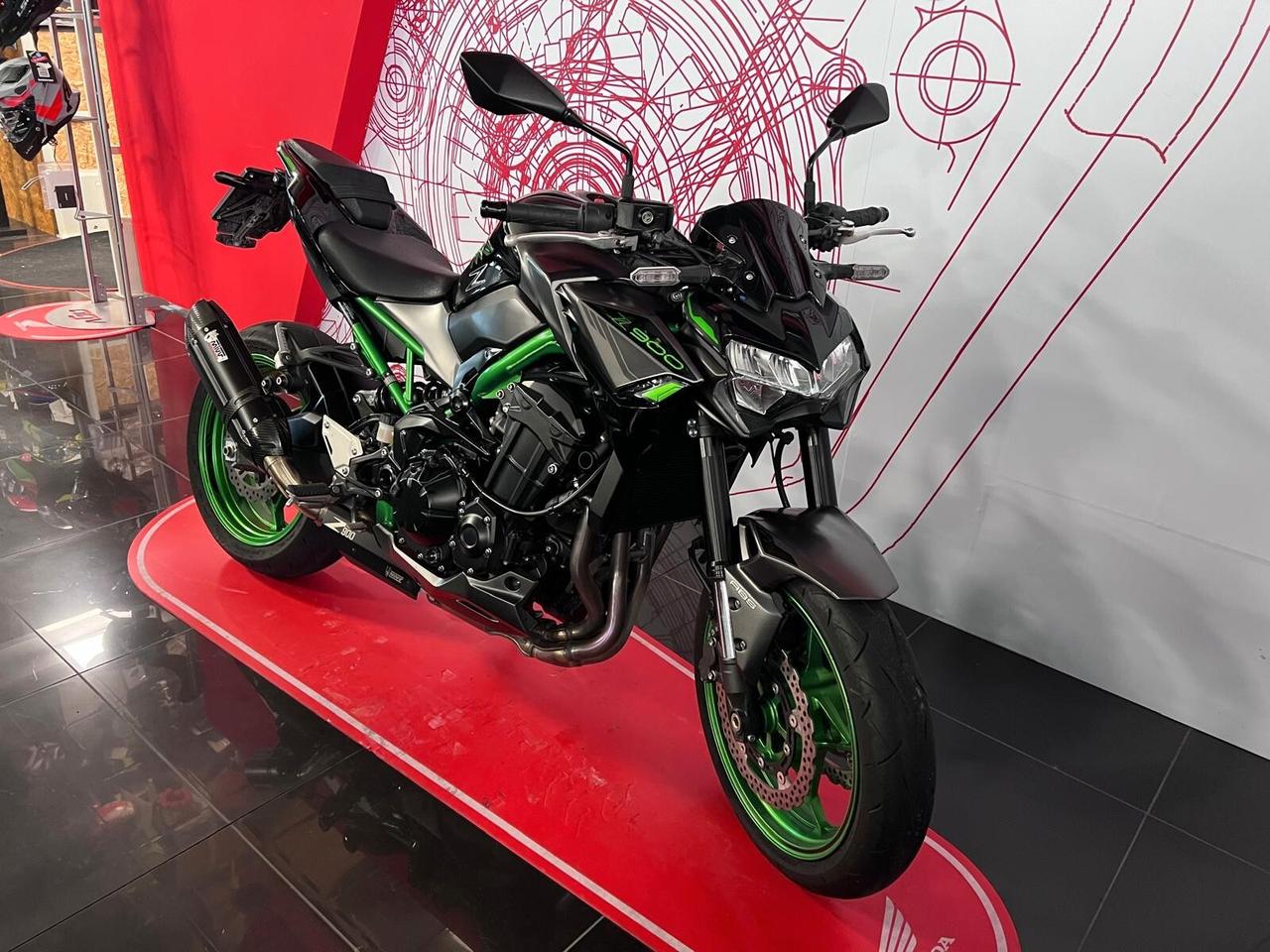 Kawasaki Z 900 2023