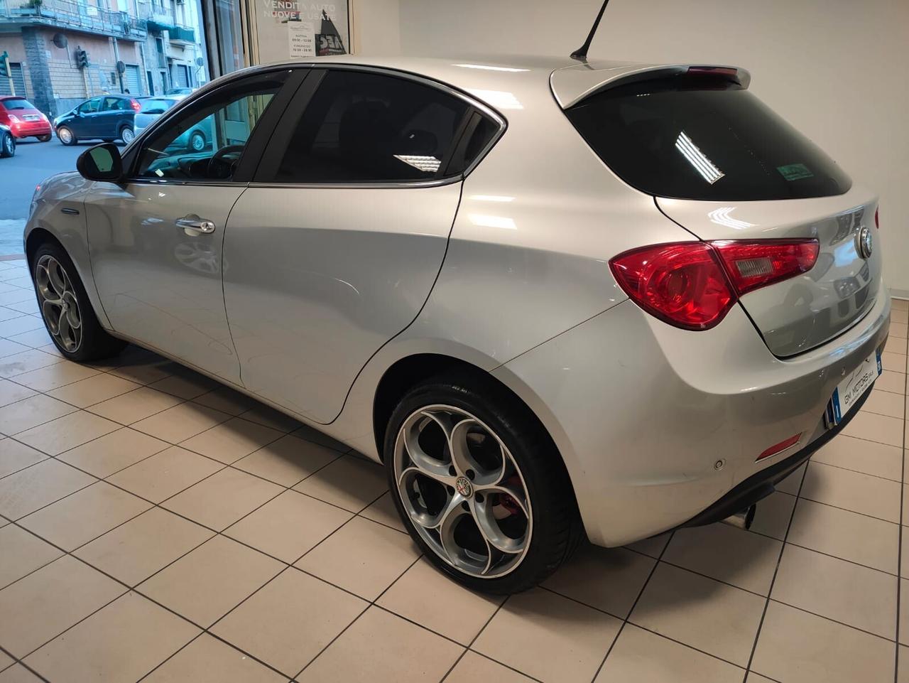 Alfa Romeo Giulietta 2.0 JTDm-2 140 CV Exclusive