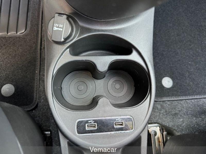 FIAT 500 1.0 Hybrid Hey Google