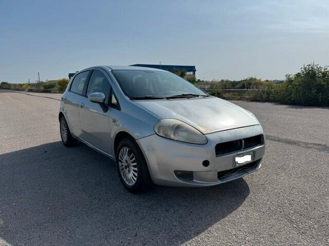 Fiat Grande Punto 1.3 MJT 75 CV 5 porte Dynamic