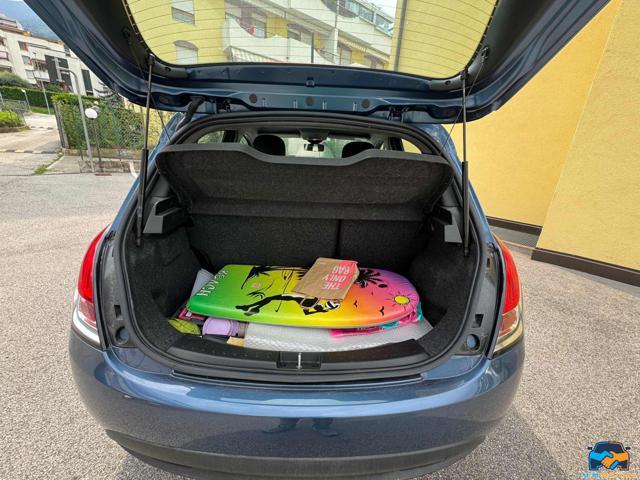 LANCIA Ypsilon 1.0 FireFly 5 porte S&S Hybrid Silver Plus
