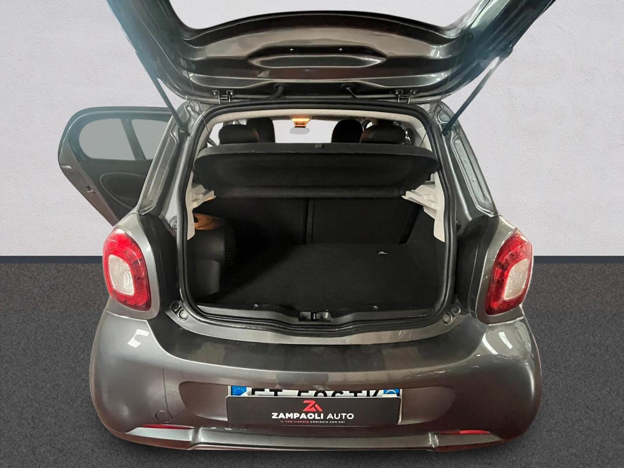 Smart ForFour Turbo Prime Brabus| da €268,00 al mese