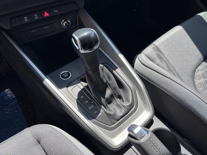 Audi A1 Sportback 30 1.0 tfsi S Line Edition 116cv s-tronic LED-PHONE APPS-17"