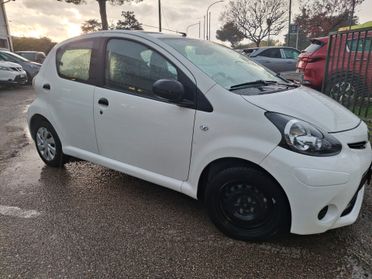 Toyota Aygo 1.0 , 5 porte, Connect, 21000km