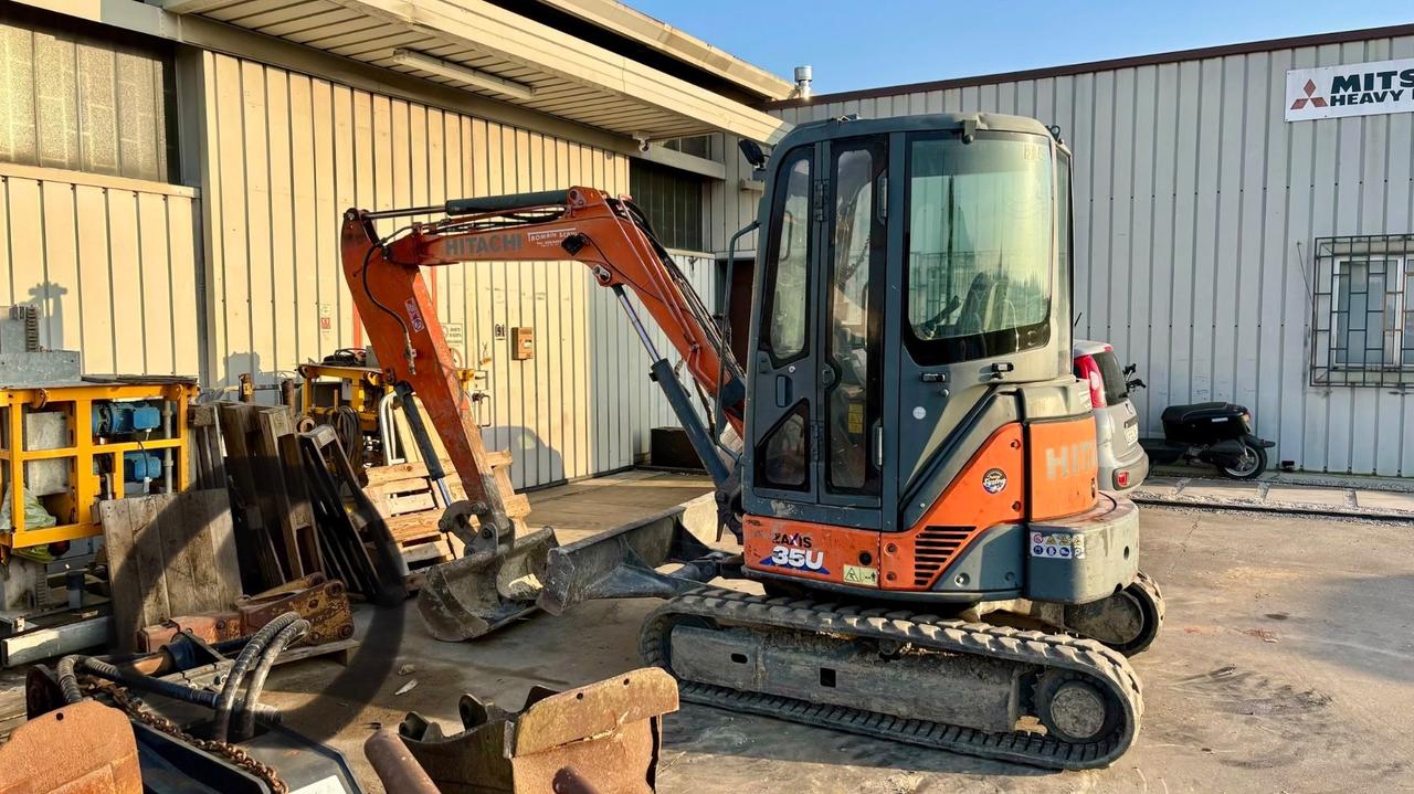 Hitachi Zaxis U35