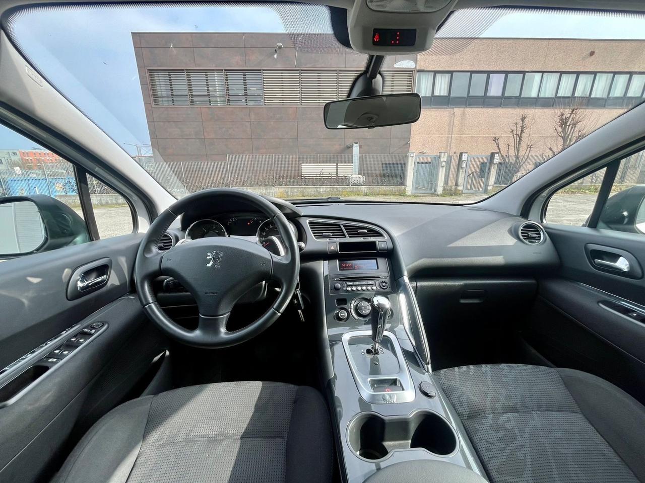 Peugeot 3008 1.6hdi 2012 118.000km cambio robotizzato perfetta